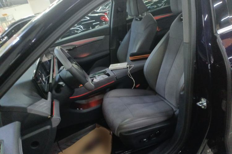 Used VOYAH PASSION 2024 PHEV Four-Wheel Drive Ultra-Long Range Flagship Model Left Front Seat