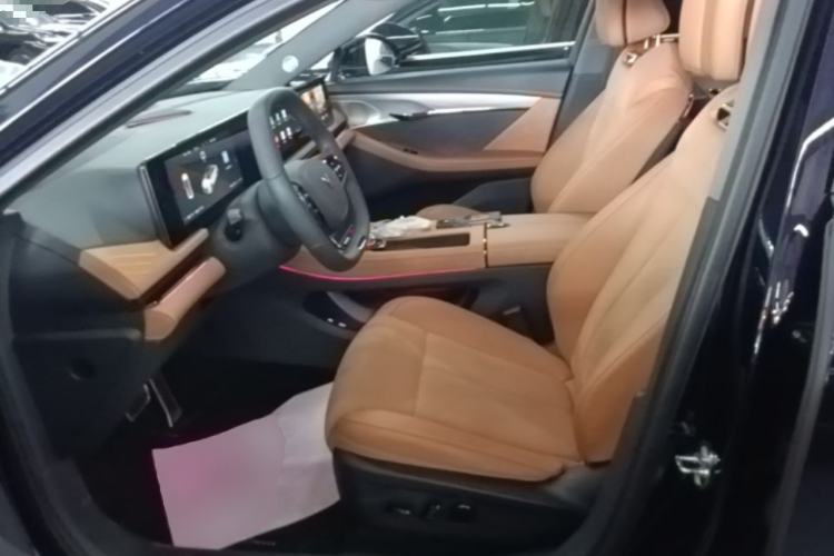 Used VOYAH PASSION 2024 PHEV Four-Wheel Drive Ultra-Long Range Flagship Model Left Front Seat