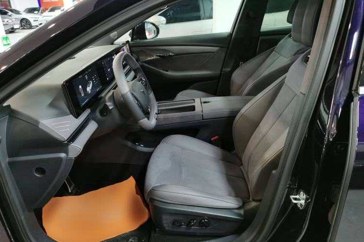 Used VOYAH PASSION 2024 PHEV Four-Wheel Drive Ultra-Long Range Flagship Model Left Front Seat