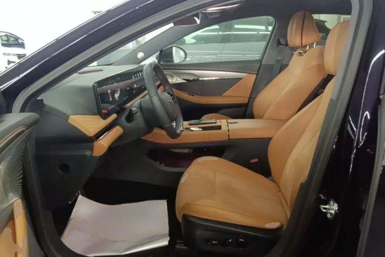 Used VOYAH PASSION 2024 PHEV Four-Wheel Drive Ultra-Long Range Flagship Model Left Front Seat