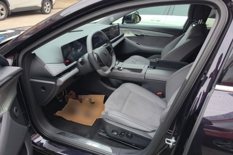 Used VOYAH PASSION 2024 PHEV Four-Wheel Drive Ultra-Long Range Executive Edition Left Front Seat