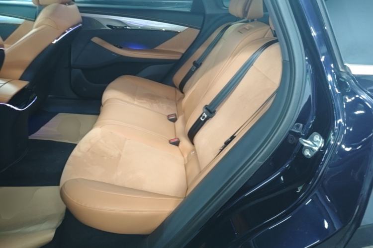 Used VOYAH PASSION 2024 PHEV Four-Wheel Drive Ultra-Long Range Flagship Model Left Rear Seat
