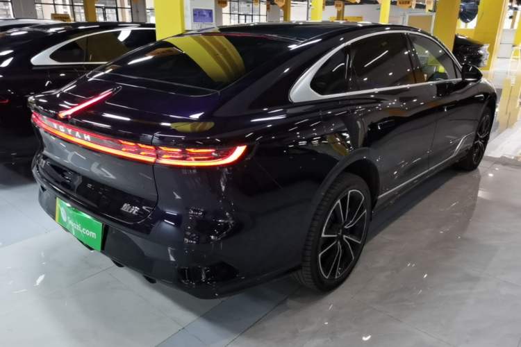 Used VOYAH PASSION 2024 PHEV Four-Wheel Drive Ultra-Long Range Flagship Model Rear Right 45 Deg