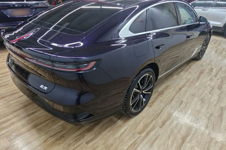 Used VOYAH PASSION 2024 PHEV Four-Wheel Drive Ultra-Long Range Flagship Model Rear Right 45 Deg