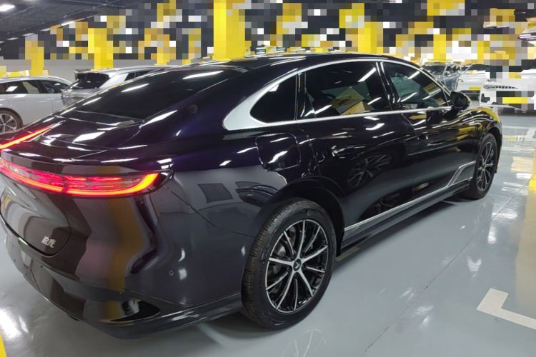Used VOYAH PASSION 2024 PHEV Four-Wheel Drive Ultra-Long Range Executive Edition Rear Right 45 Deg