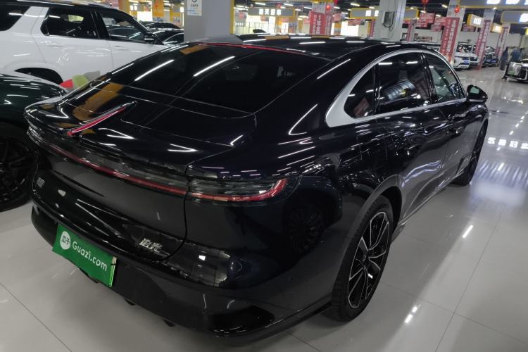 Used VOYAH PASSION 2024 PHEV Four-Wheel Drive Ultra-Long Range Flagship Model Rear Right 45 Deg
