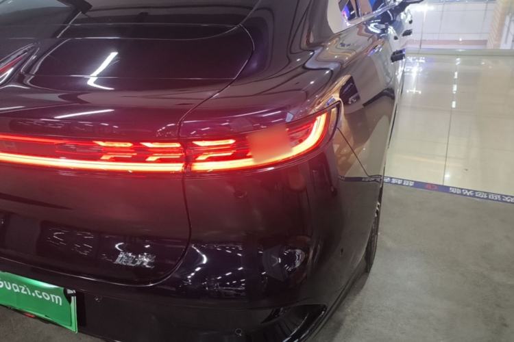 Used VOYAH PASSION 2024 PHEV Four-Wheel Drive Ultra-Long Range Flagship Model Right Rear Taillight