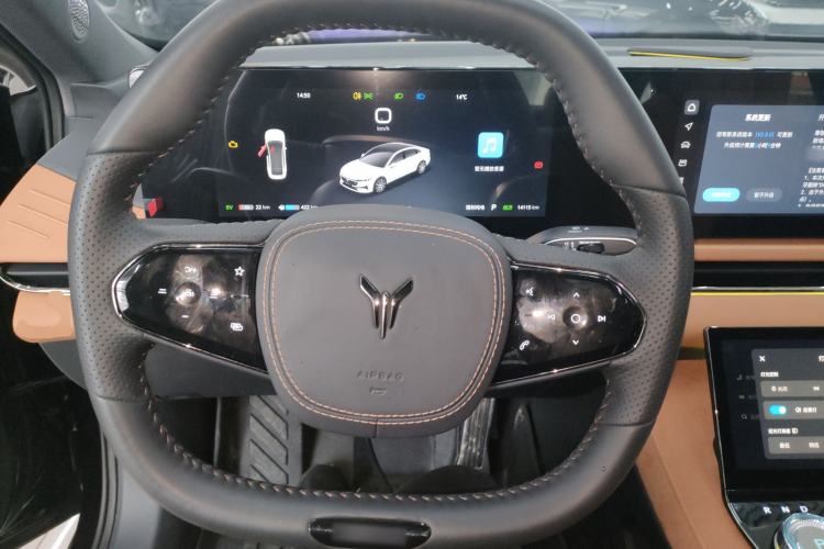 Used VOYAH PASSION 2024 PHEV Four-Wheel Drive Ultra-Long Range Flagship Model Steering Wheel