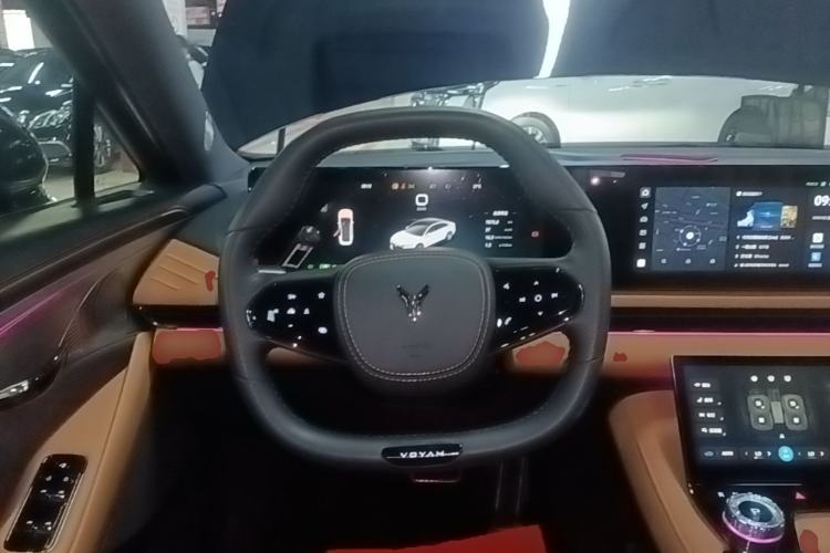 Used VOYAH PASSION 2024 PHEV Four-Wheel Drive Ultra-Long Range Flagship Model Steering Wheel
