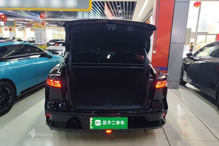 Used VOYAH PASSION 2024 PHEV Four-Wheel Drive Ultra-Long Range Flagship Model Trunk