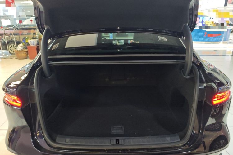 Used VOYAH PASSION 2024 PHEV Four-Wheel Drive Ultra-Long Range Flagship Model Trunk