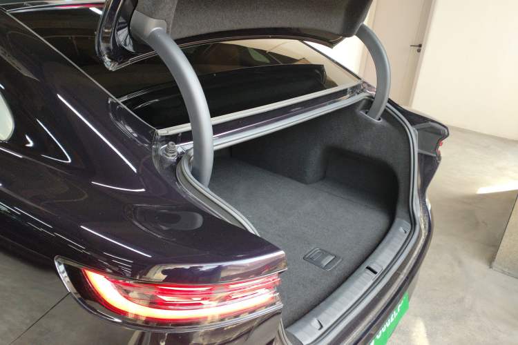 Used VOYAH PASSION 2024 PHEV Four-Wheel Drive Ultra-Long Range Flagship Model Trunk