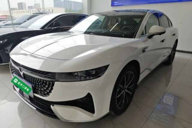 Used VOYAH PASSION 2024 PHEV Four-Wheel Drive Ultra-Long Range Executive Edition