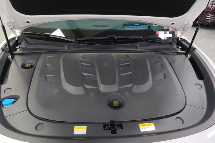 Used VOYAH PASSION 2024 PHEV Four-Wheel Drive Ultra-Long Range Flagship Model Engine Bay