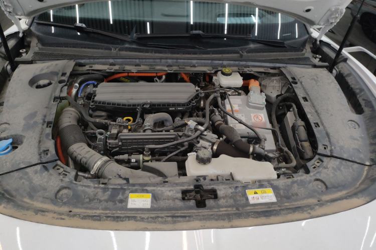 Used VOYAH PASSION 2024 PHEV Four-Wheel Drive Ultra-Long Range Flagship Model Engine Bay