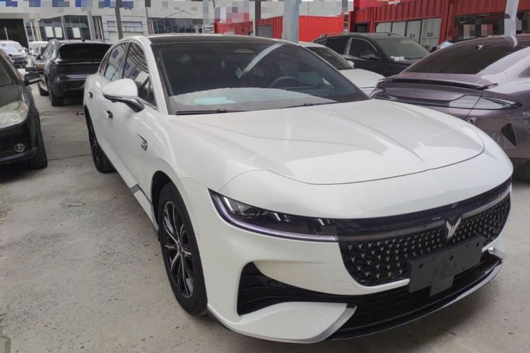 Used VOYAH PASSION 2024 PHEV Four-Wheel Drive Ultra-Long Range Executive Edition Exterior 1