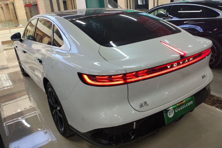 Used VOYAH PASSION 2024 PHEV Four-Wheel Drive Ultra-Long Range Flagship Model Exterior 2