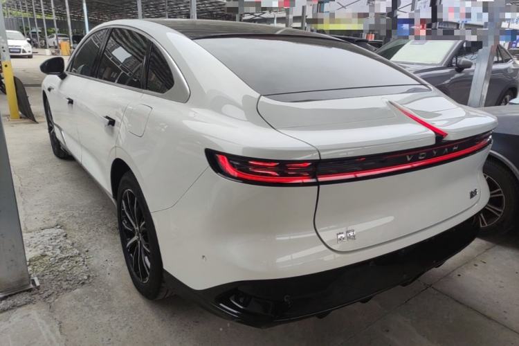 Used VOYAH PASSION 2024 PHEV Four-Wheel Drive Ultra-Long Range Executive Edition Exterior 2