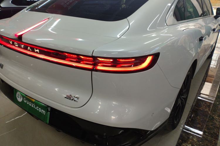 Used VOYAH PASSION 2024 PHEV Four-Wheel Drive Ultra-Long Range Flagship Model Exterior 3