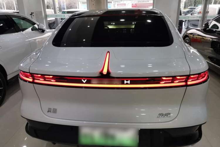 Used VOYAH PASSION 2024 PHEV Four-Wheel Drive Ultra-Long Range Executive Edition Exterior 4