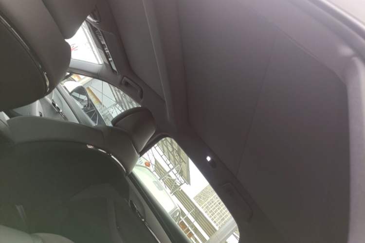 Used VOYAH PASSION 2024 PHEV Four-Wheel Drive Ultra-Long Range Executive Edition Headliner