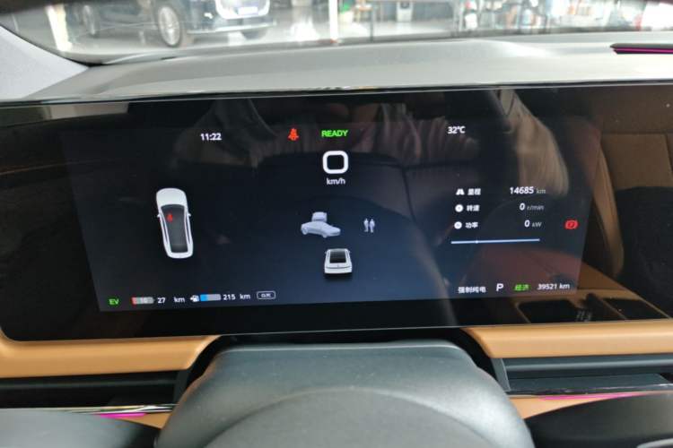 Used VOYAH PASSION 2024 PHEV Four-Wheel Drive Ultra-Long Range Executive Edition Instrument Cluster