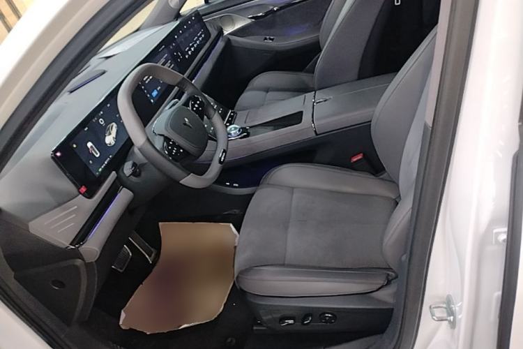 Used VOYAH PASSION 2024 PHEV Four-Wheel Drive Ultra-Long Range Flagship Model Left Front Seat