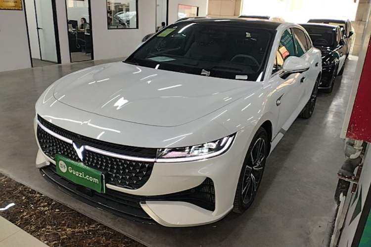 Ojetý VOYAH Light 2024 PHEV Four-Wheel Drive Ultra-Long Range Flagship Model Guazi used car, China used car export, Used car for sale, Used  cars, Cheapest cars for sale