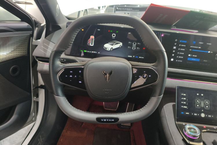 Used VOYAH PASSION 2024 PHEV Four-Wheel Drive Ultra-Long Range Flagship Model Steering Wheel