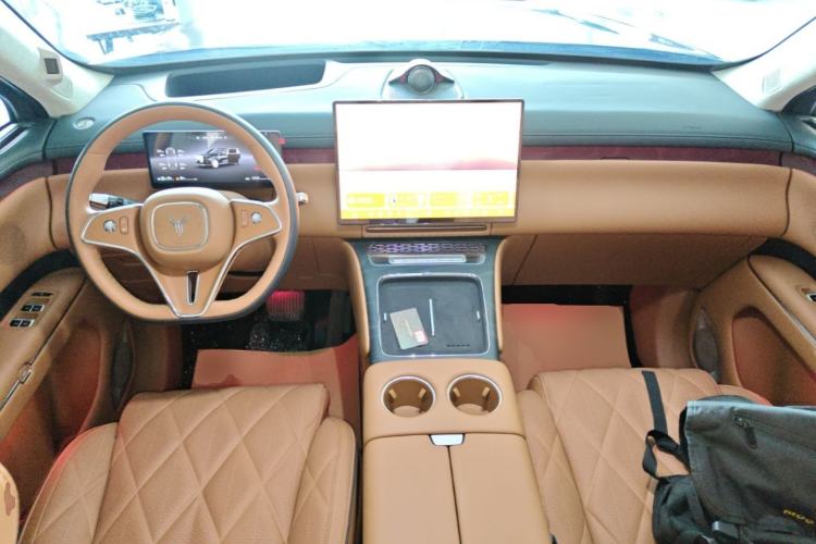 Used VOYAH Titan 2026 Model Max+ Center Console