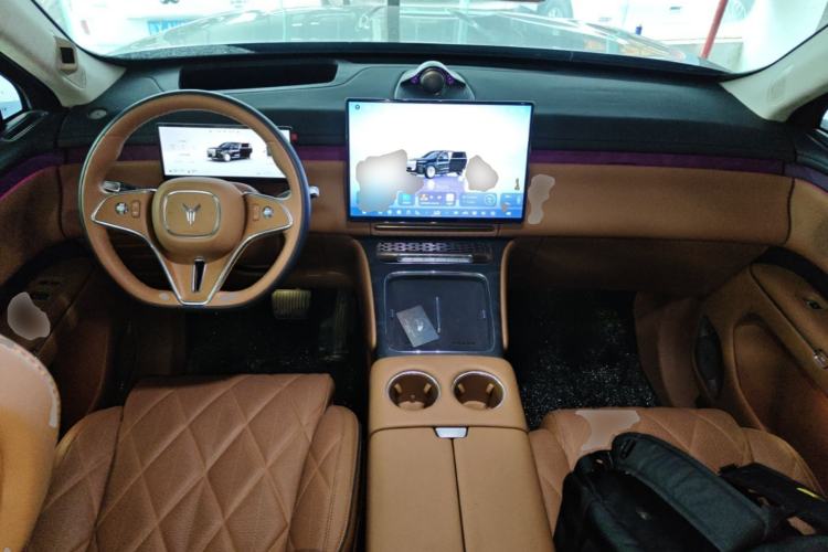 Used VOYAH Titan 2026 Model Max+ Center Console
