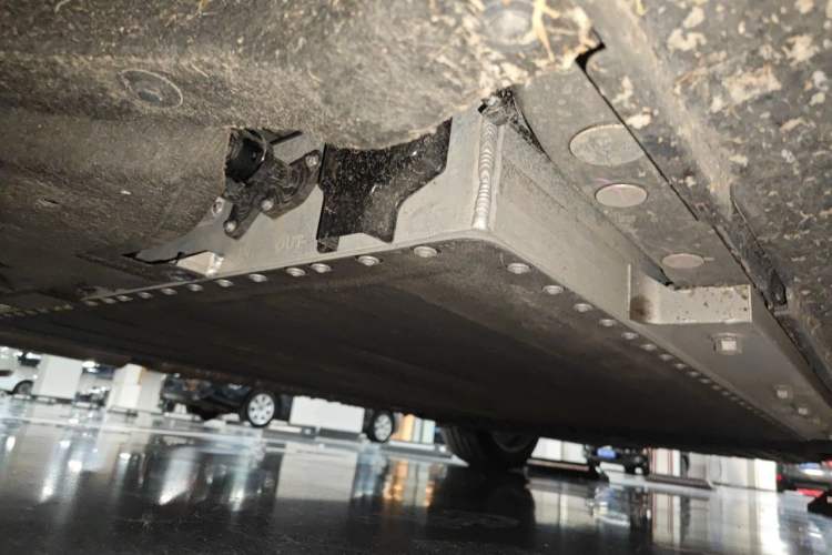 Used VOYAH Titan 2026 Model Max Chassis Front Left
