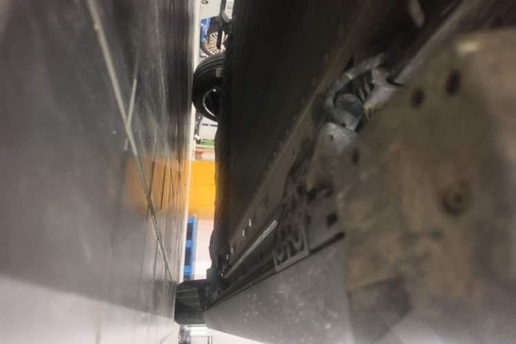 Used VOYAH Titan 2026 Model Max+ Chassis Front Left