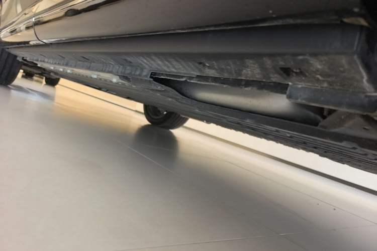 Used VOYAH Titan 2026 Model Max+ Chassis Rear Left