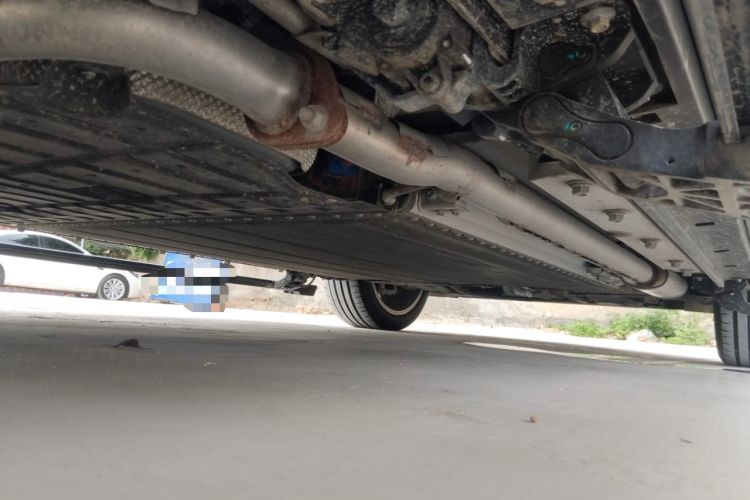 Used VOYAH Titan 2026 Model Max+ Chassis Rear Right