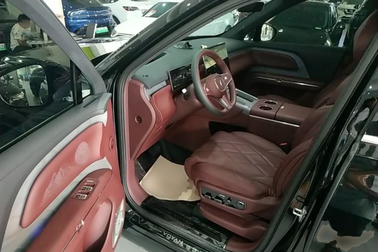 Used VOYAH Titan 2026 Model Max+ Driver Seat