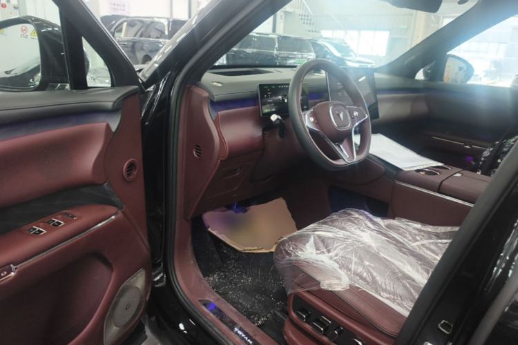Used VOYAH Titan 2026 Model Max+ Driver Seat