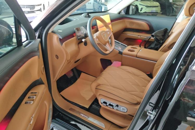 Used VOYAH Titan 2026 Model Max+ Driver Seat