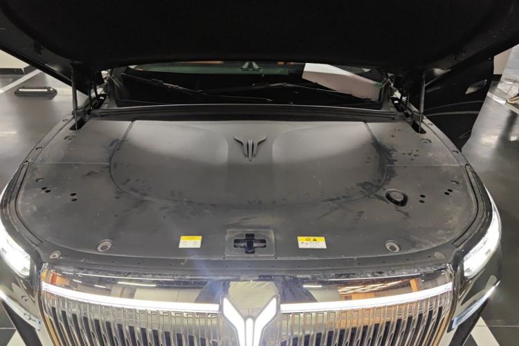 Used VOYAH Titan 2026 Model Max Engine Bay