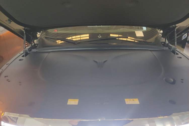 Used VOYAH Titan 2026 Model Max+ Engine Bay