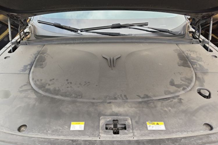 Used VOYAH Titan 2026 Model Max Engine Bay