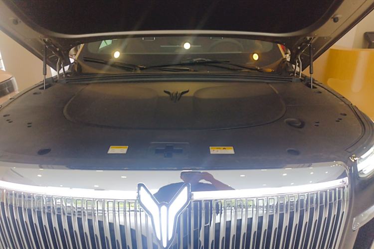 Used VOYAH Titan 2026 Model Max+ Engine Bay