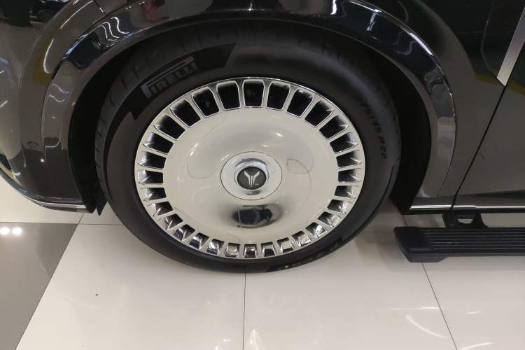 Used VOYAH Titan 2026 Model Max+ Exterior 4