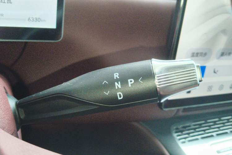 Used VOYAH Titan 2026 Model Ultra Gear Lever