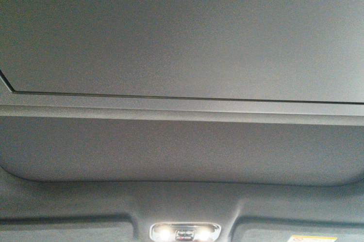 Used VOYAH Titan 2026 Model Ultra Headliner