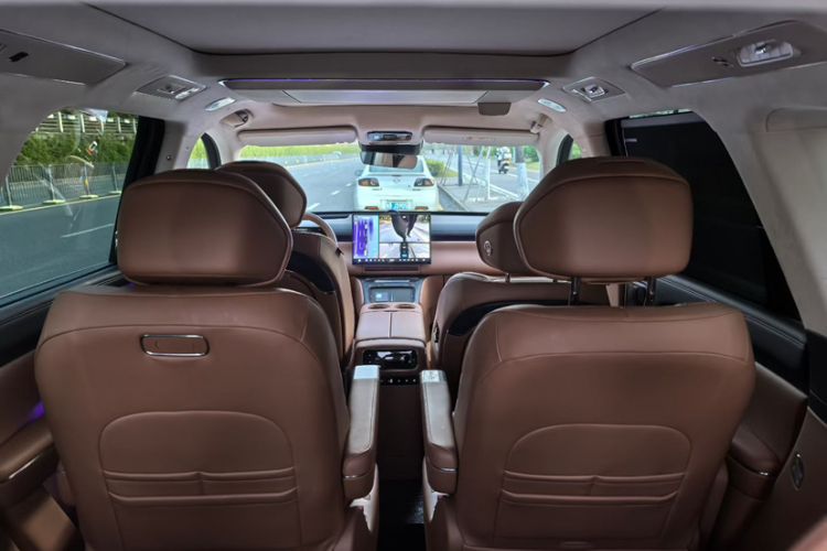 Used VOYAH Titan 2026 Model Max+ Interior 3