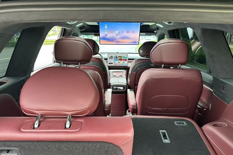 Used VOYAH Titan 2026 Model Max+ Interior 5