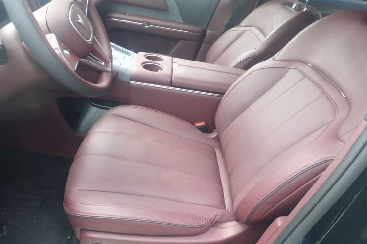 Used VOYAH Titan 2026 Model Max Left Front Seat