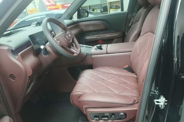Used VOYAH Titan 2026 Model Max+ Left Front Seat