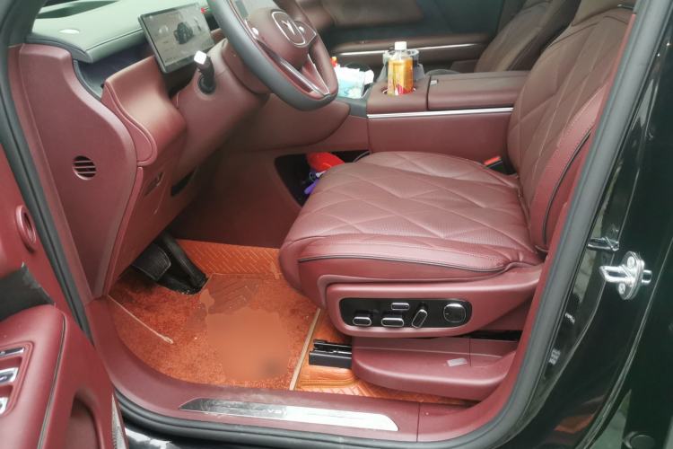 Used VOYAH Titan 2026 Model Max+ Left Front Seat
